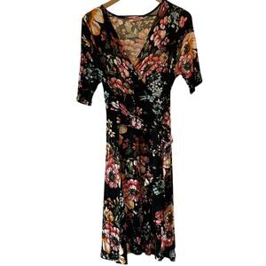 ❤️5/$25❤️ Hello Miz Floral Maternity & Nursing Dress